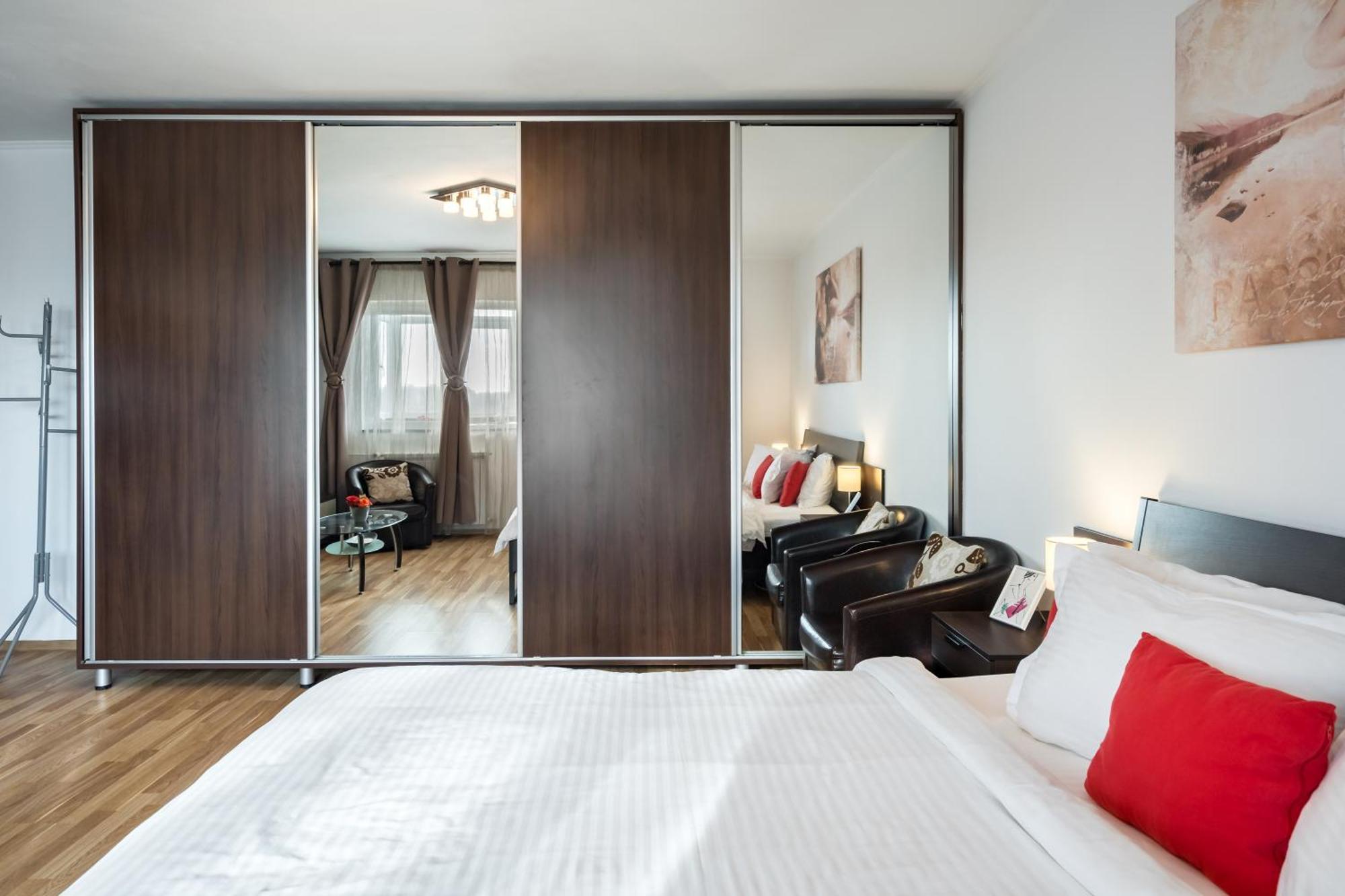 Studio 37 By Mrg Apartments Букурещ Екстериор снимка